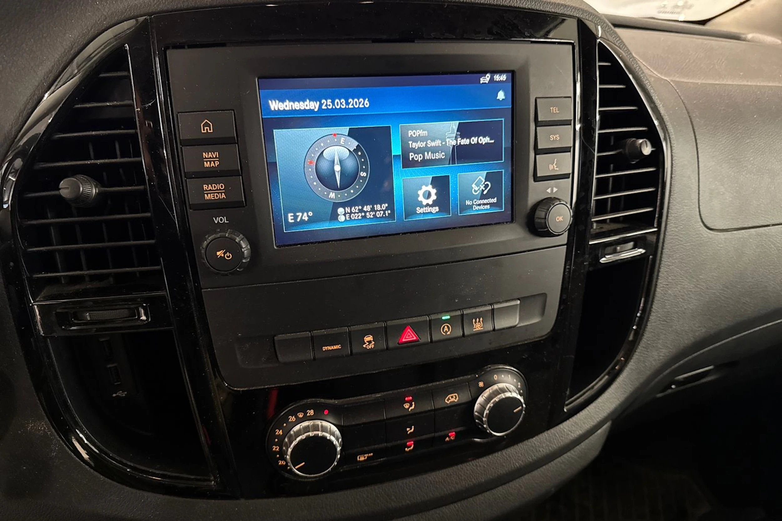 sininen Mercedes-Benz Vito 2021 kuva 6.