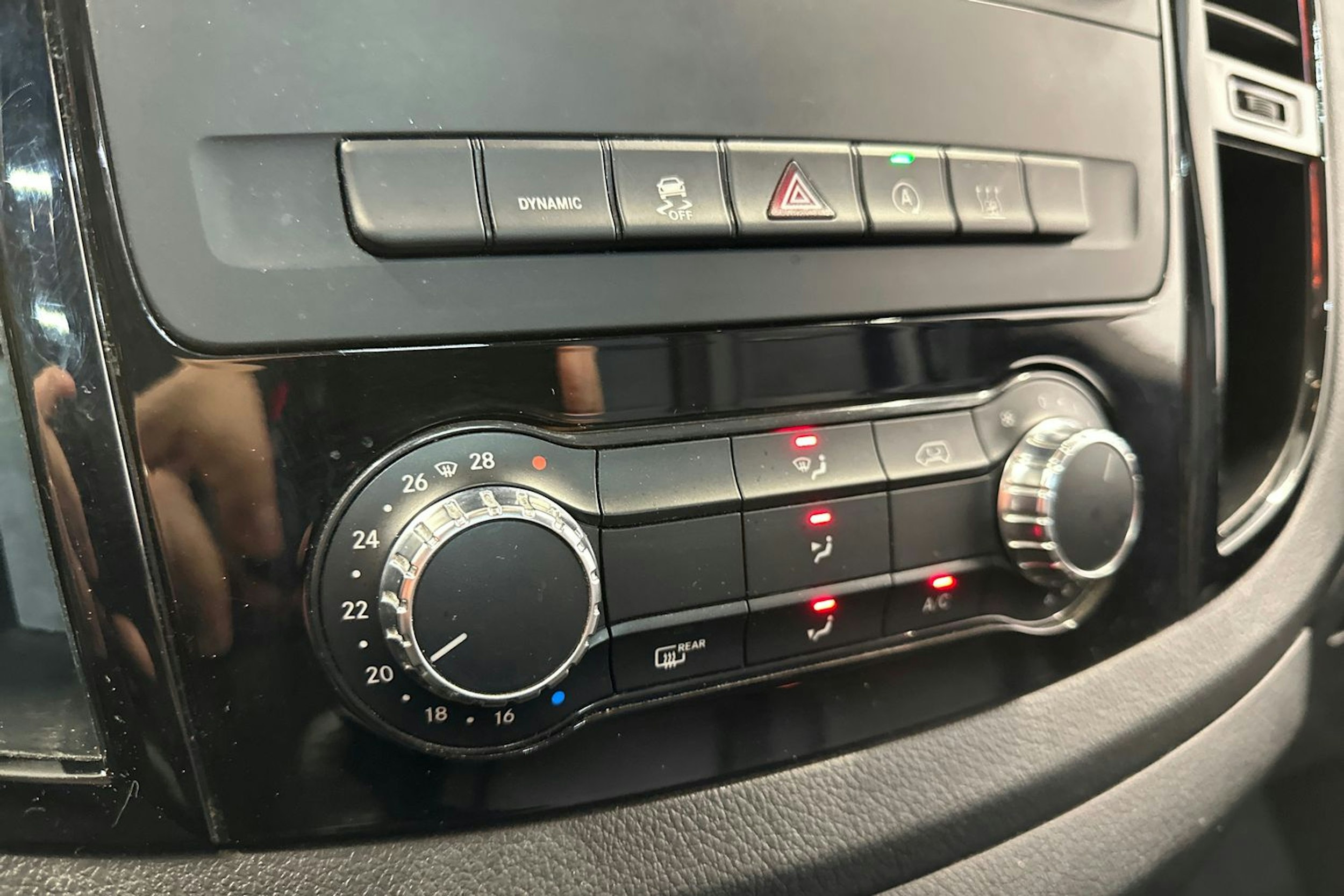 met. musta Mercedes-Benz Vito 2021 kuva 12.