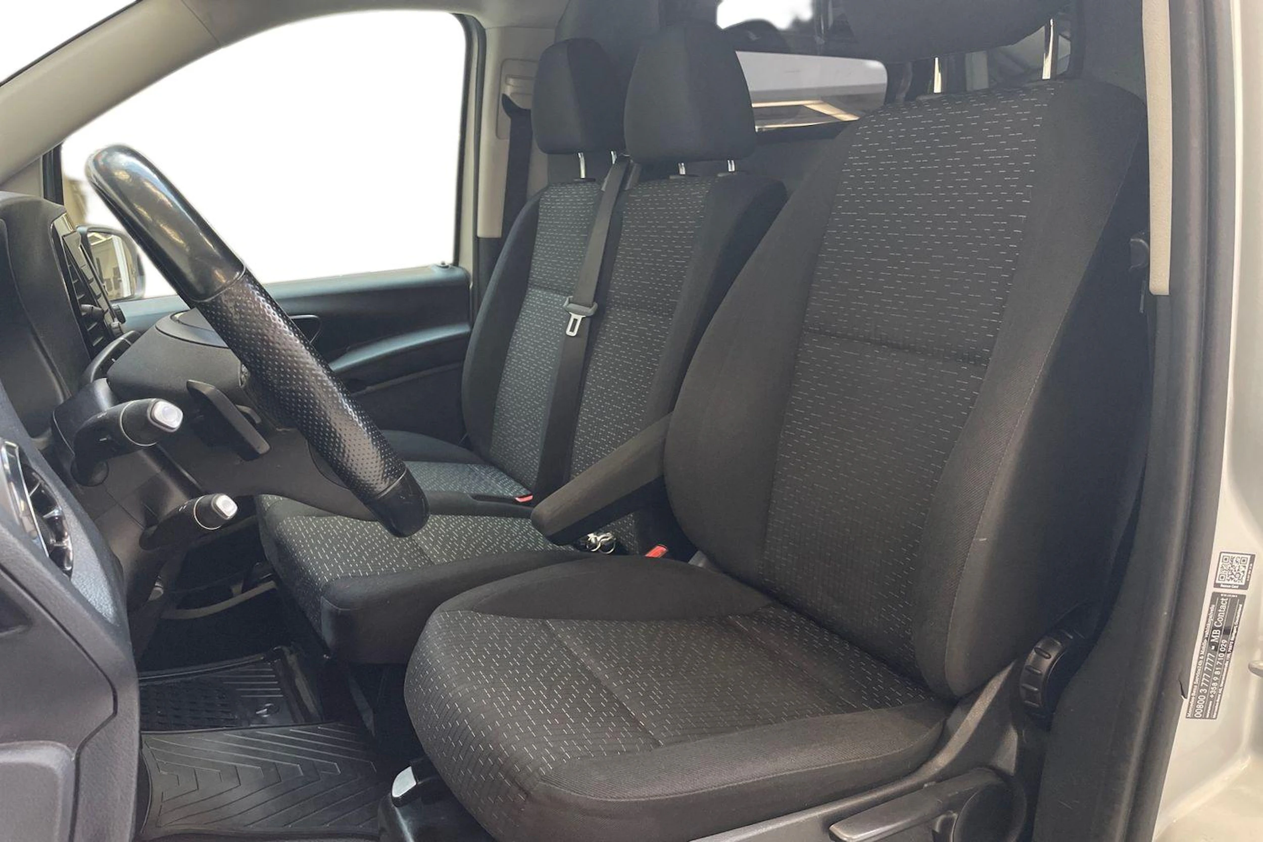 harmaa Mercedes-Benz Vito 2021 kuva 9.