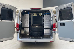 harmaa Mercedes-Benz Vito 2021 kuva 16.