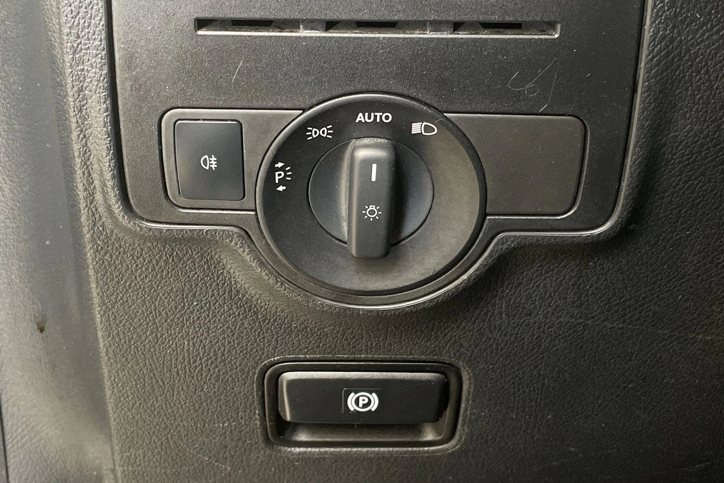 harmaa Mercedes-Benz Vito 2021 kuva 21.