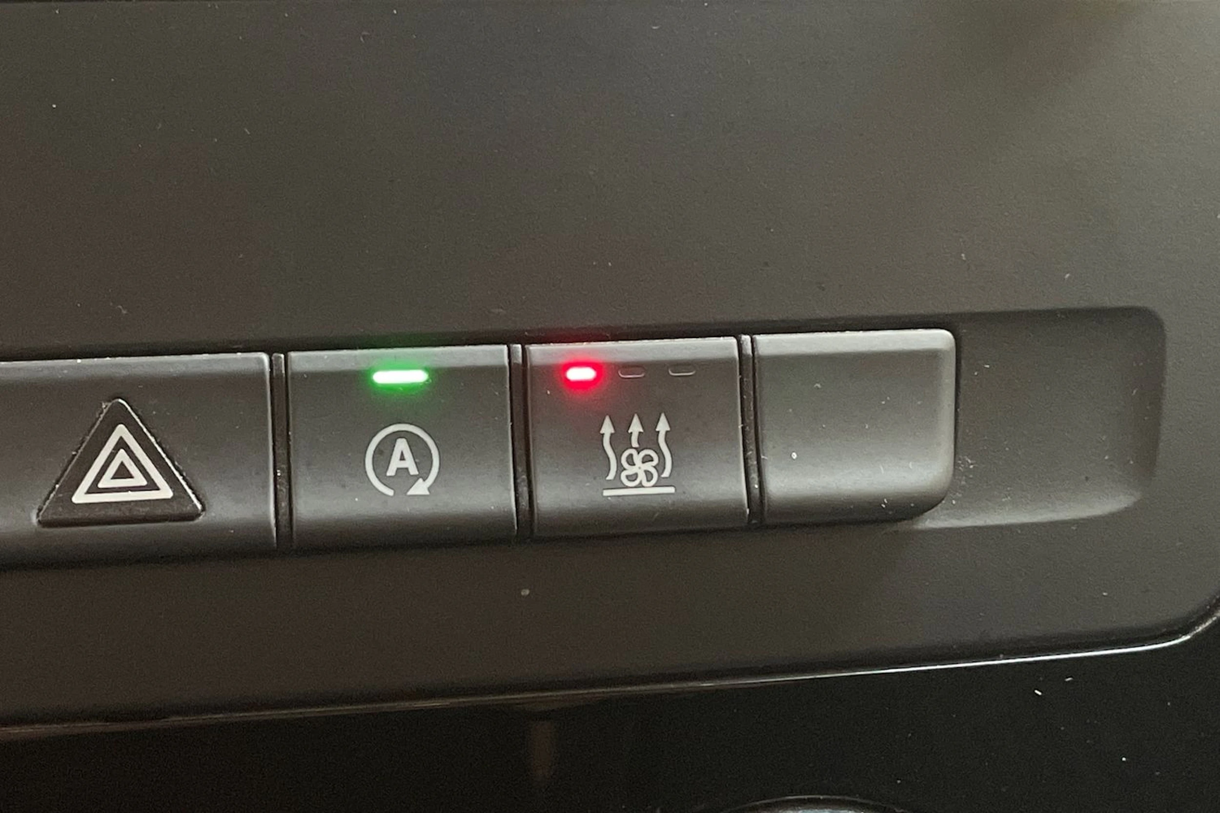 harmaa Mercedes-Benz Vito 2021 kuva 29.