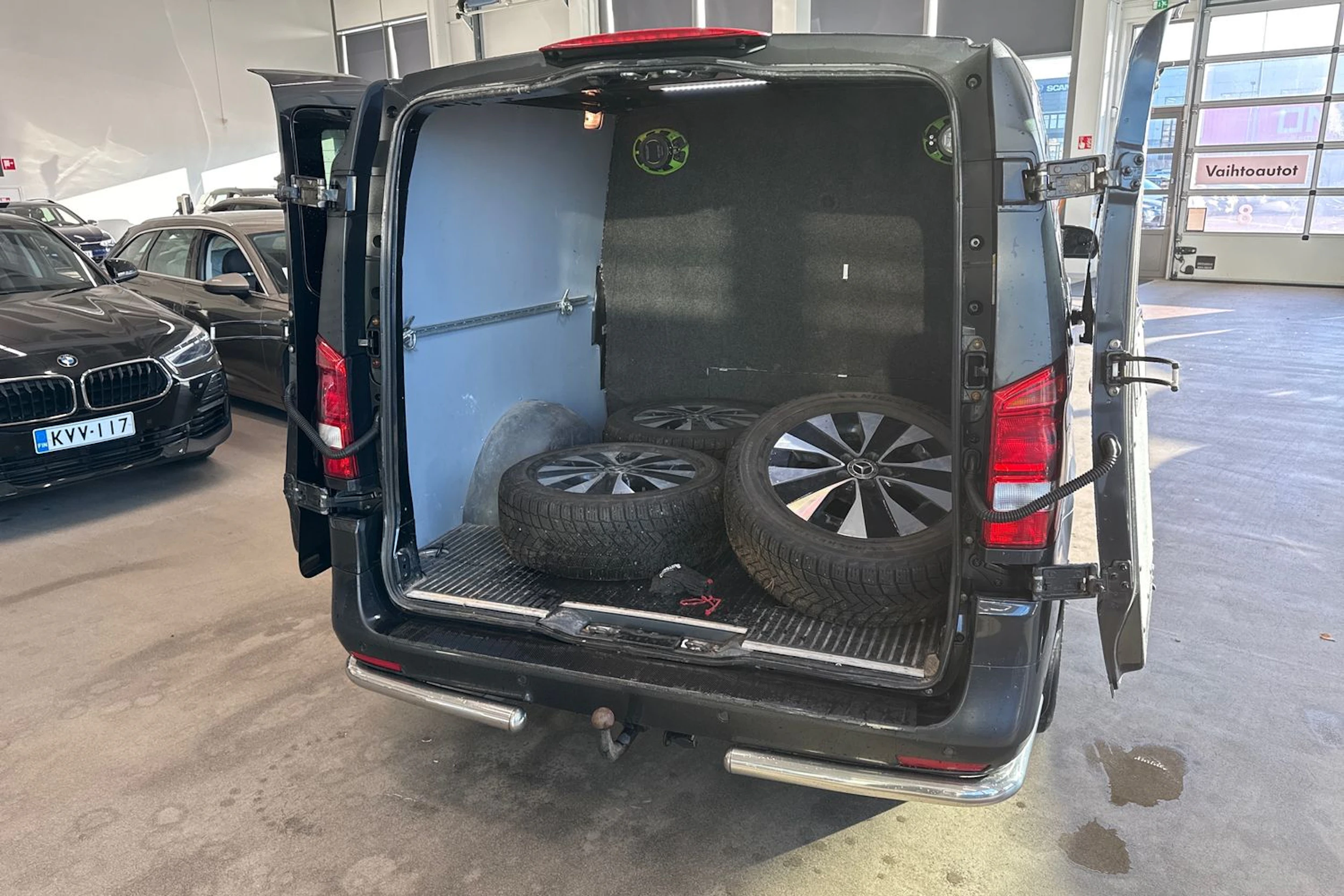 harmaa Mercedes-Benz Vito 2021 kuva 4.