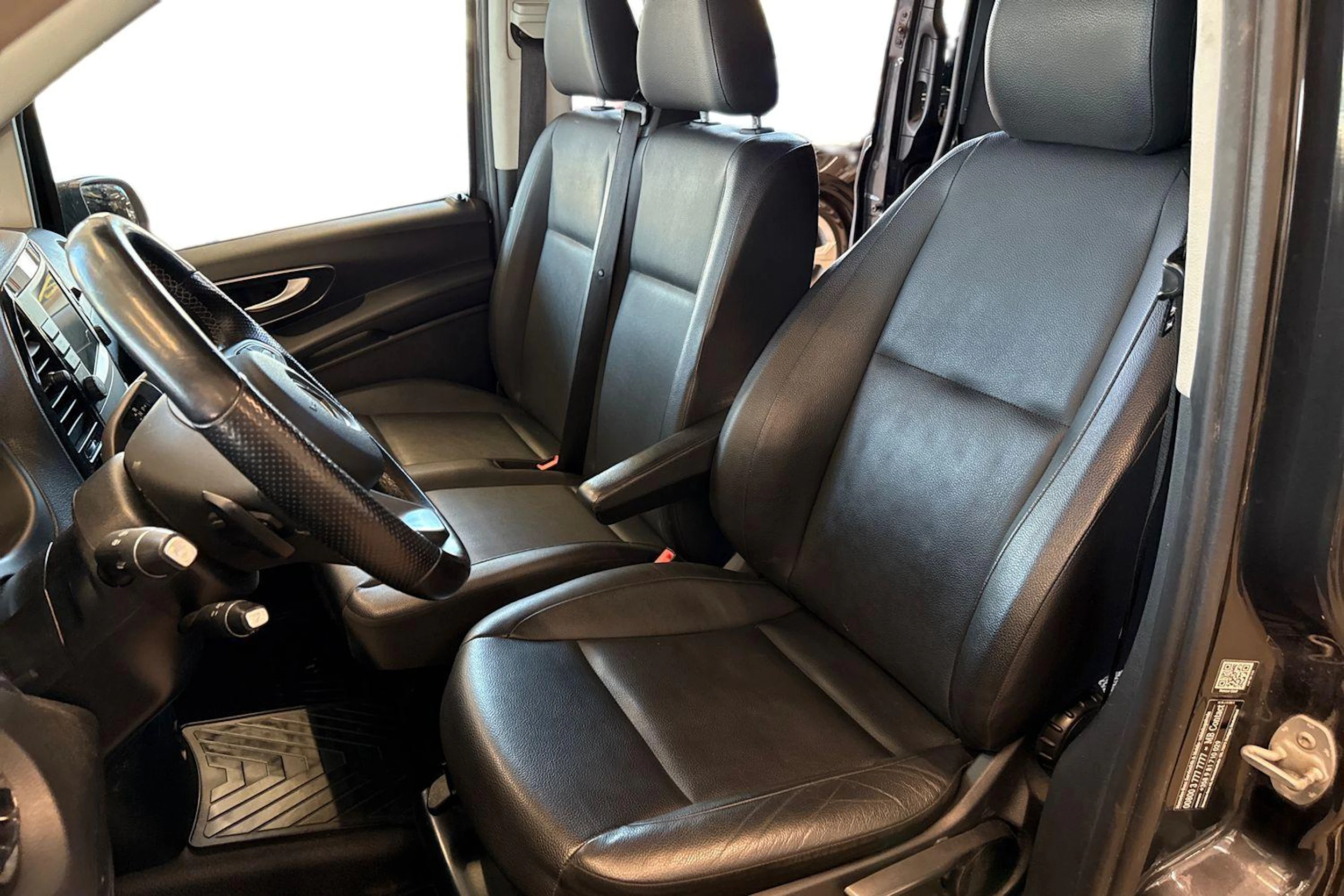harmaa Mercedes-Benz Vito 2021 kuva 11.