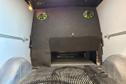 harmaa Mercedes-Benz Vito 2021 kuva 18.