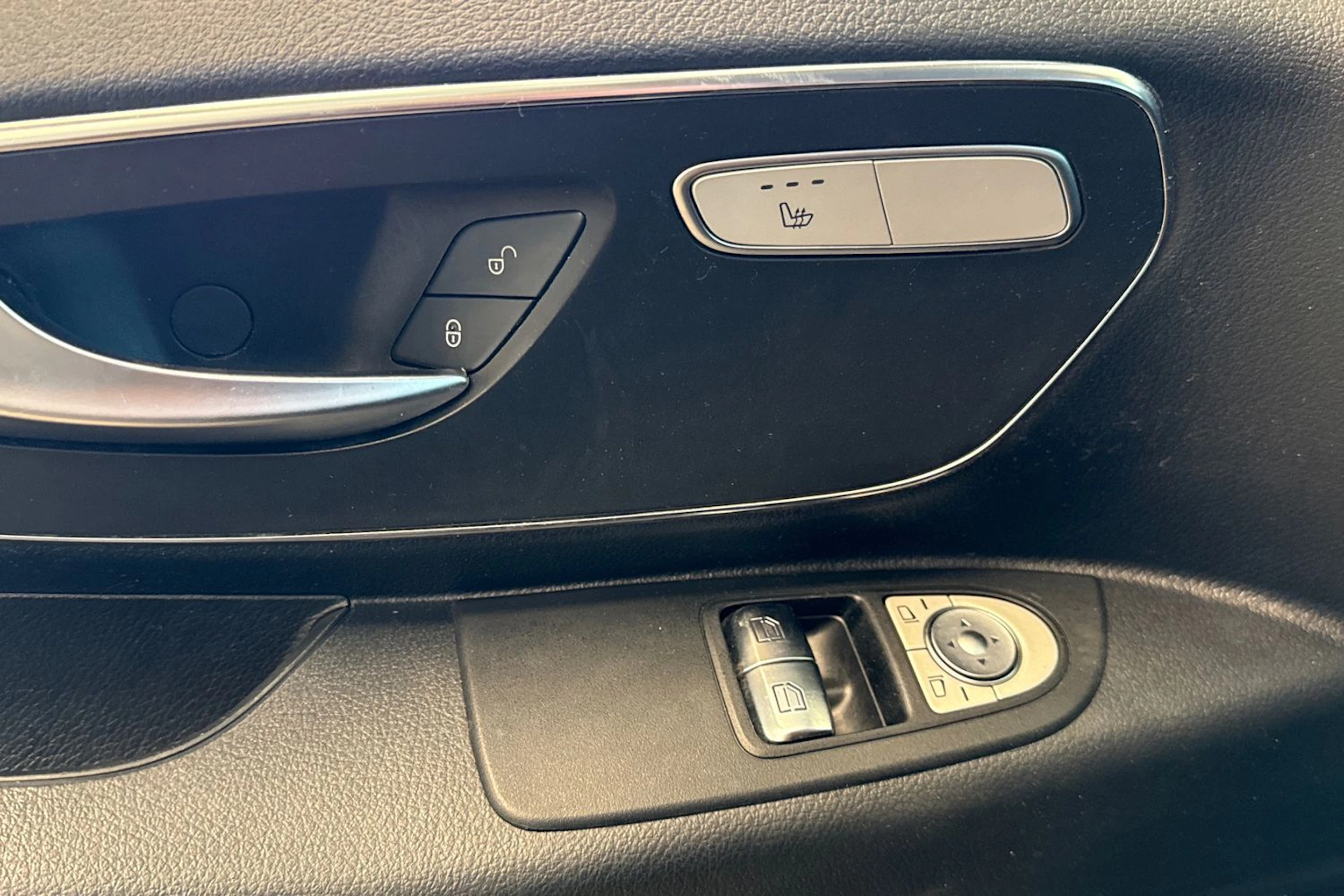 harmaa Mercedes-Benz Vito 2021 kuva 31.