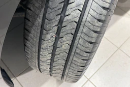 Musta Mercedes-Benz Vito 2021 kuva 13.