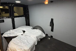 Musta Mercedes-Benz Vito 2021 kuva 24.