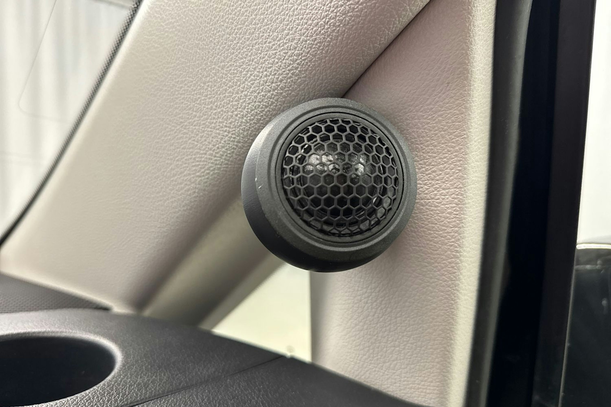 musta Mercedes-Benz Vito 2021 kuva 27.