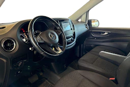 valkoinen Mercedes-Benz Vito 2021 kuva 3.