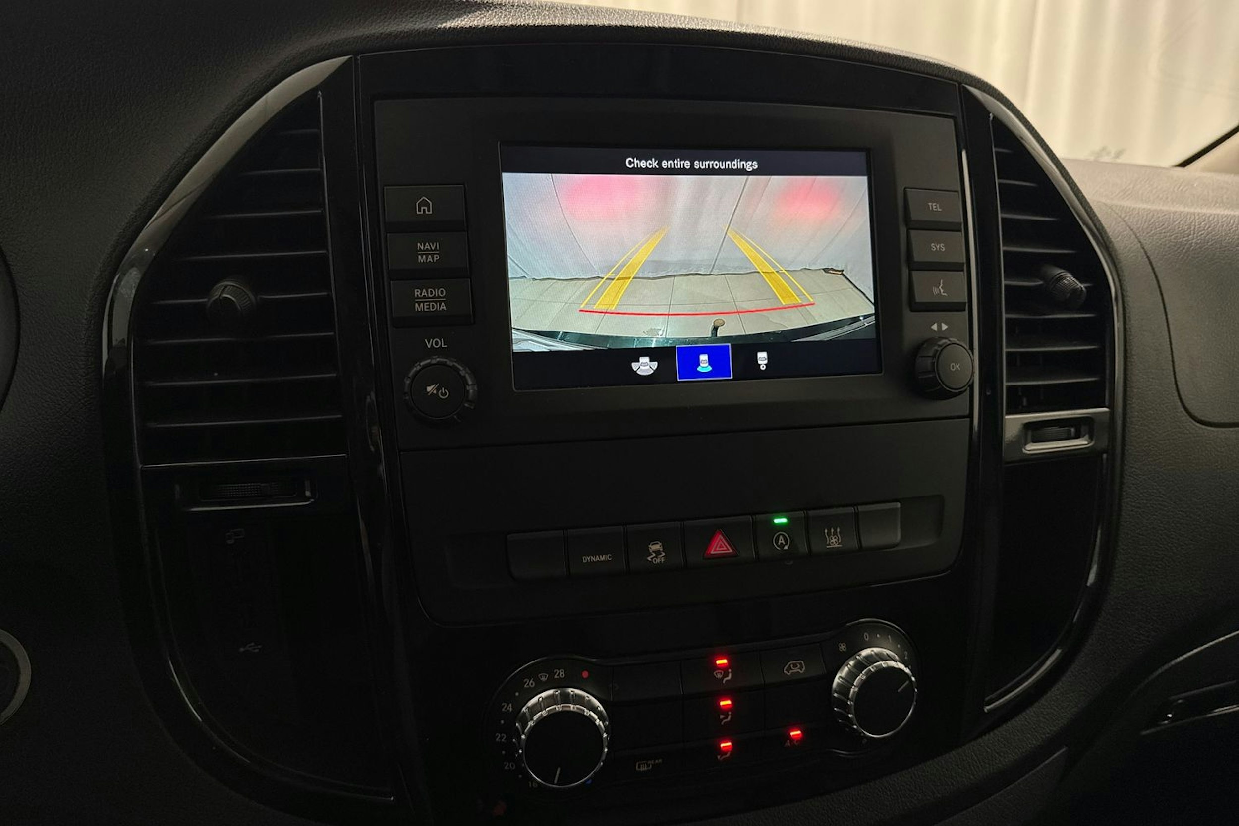 musta Mercedes-Benz Vito 2021 kuva 21.