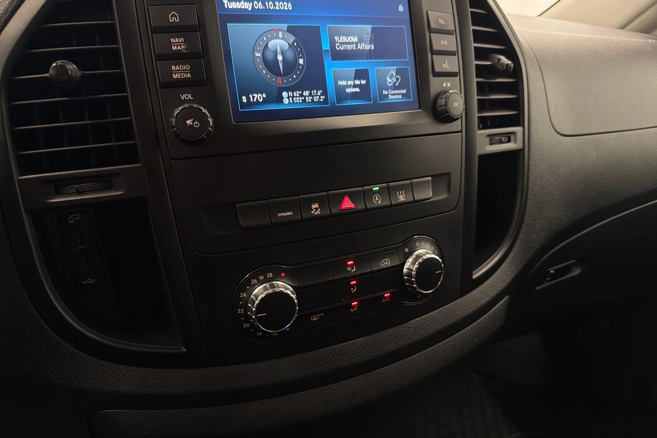 harmaa Mercedes-Benz Vito 2021 kuva 21.
