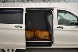 harmaa Mercedes-Benz Vito 2021 kuva 24.