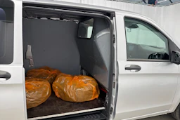 harmaa Mercedes-Benz Vito 2021 kuva 25.