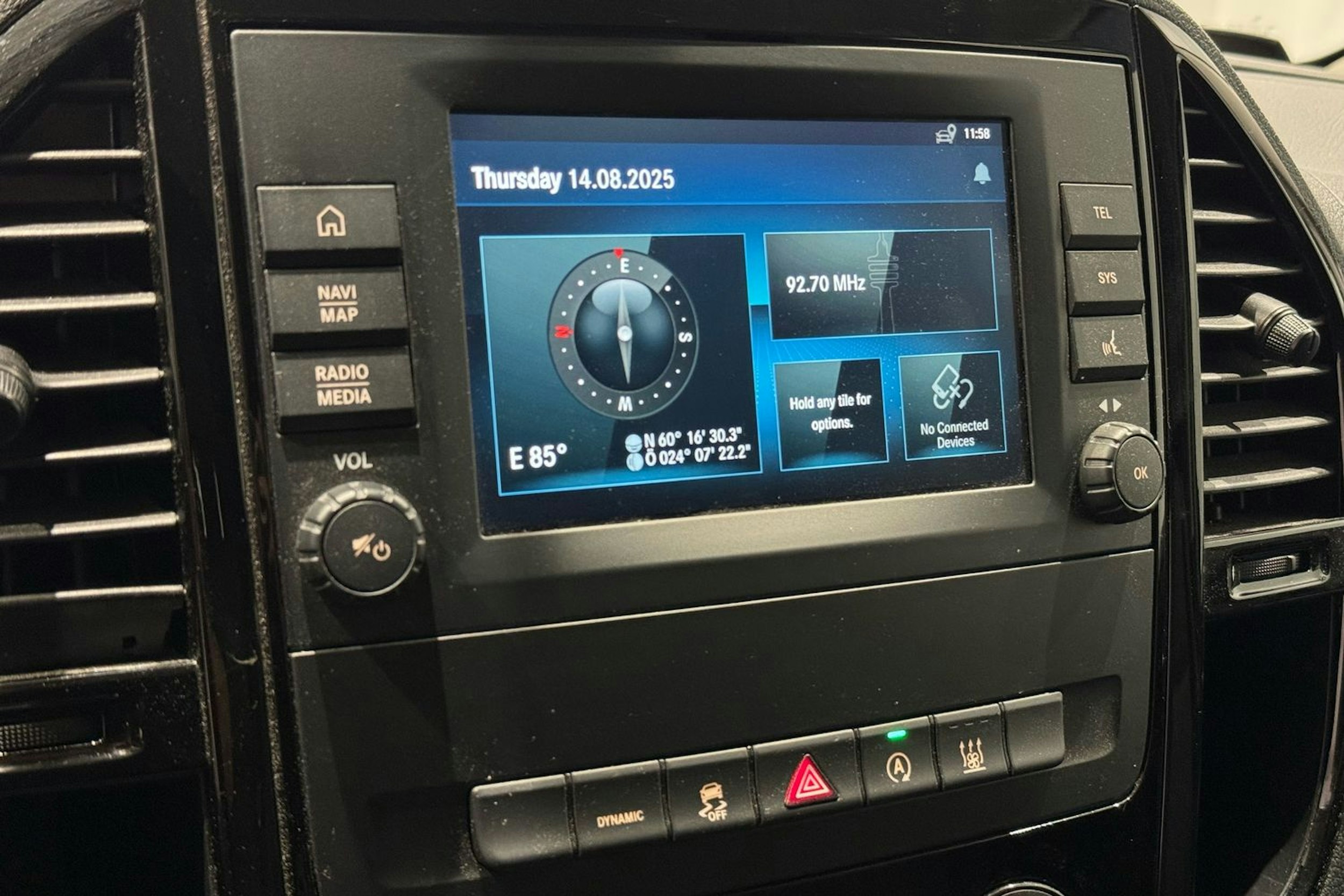 harmaa Mercedes-Benz Vito 2021 kuva 18.