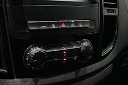harmaa Mercedes-Benz Vito 2021 kuva 21.