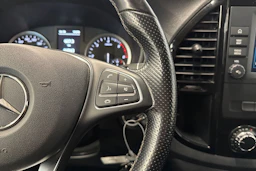 harmaa Mercedes-Benz Vito 2021 kuva 16.