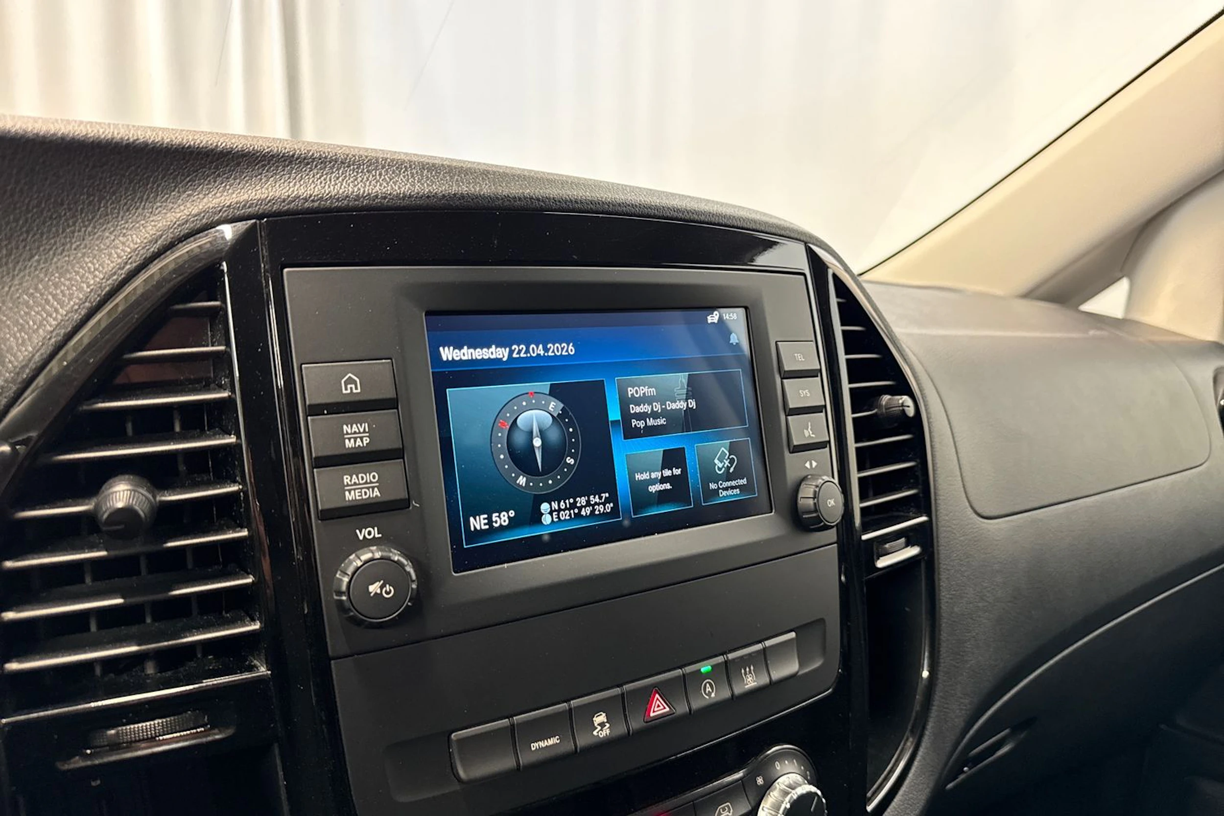 harmaa Mercedes-Benz Vito 2021 kuva 18.