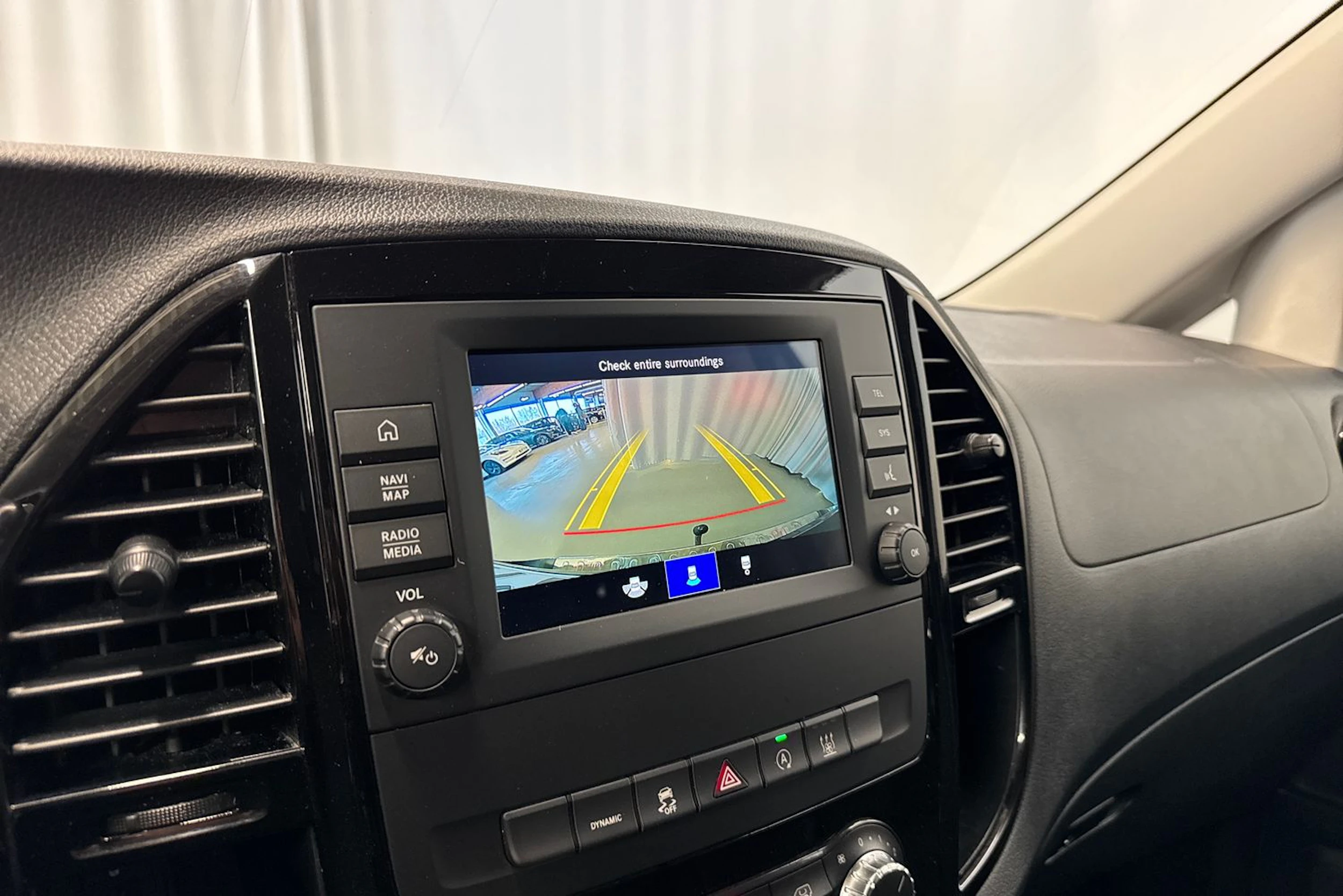 harmaa Mercedes-Benz Vito 2021 kuva 19.
