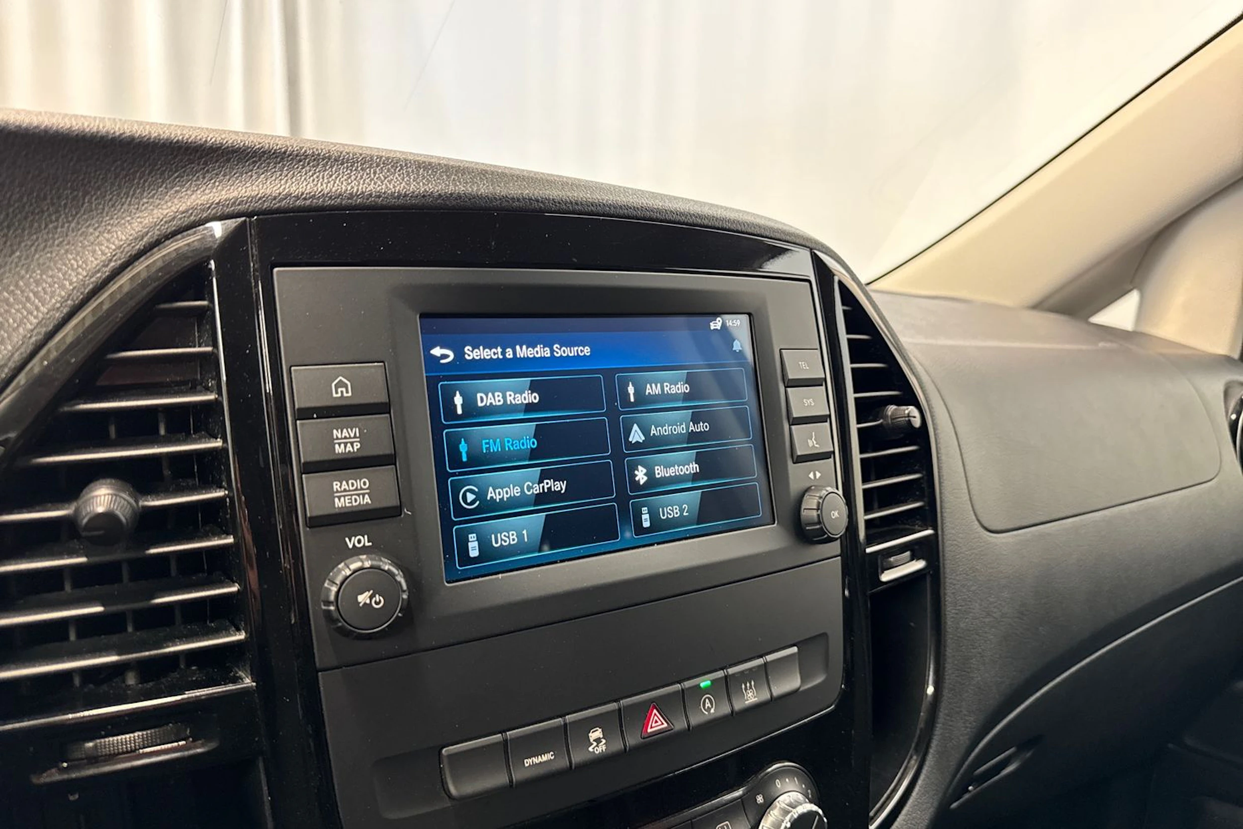 harmaa Mercedes-Benz Vito 2021 kuva 21.