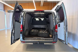 harmaa Mercedes-Benz Vito 2021 kuva 25.