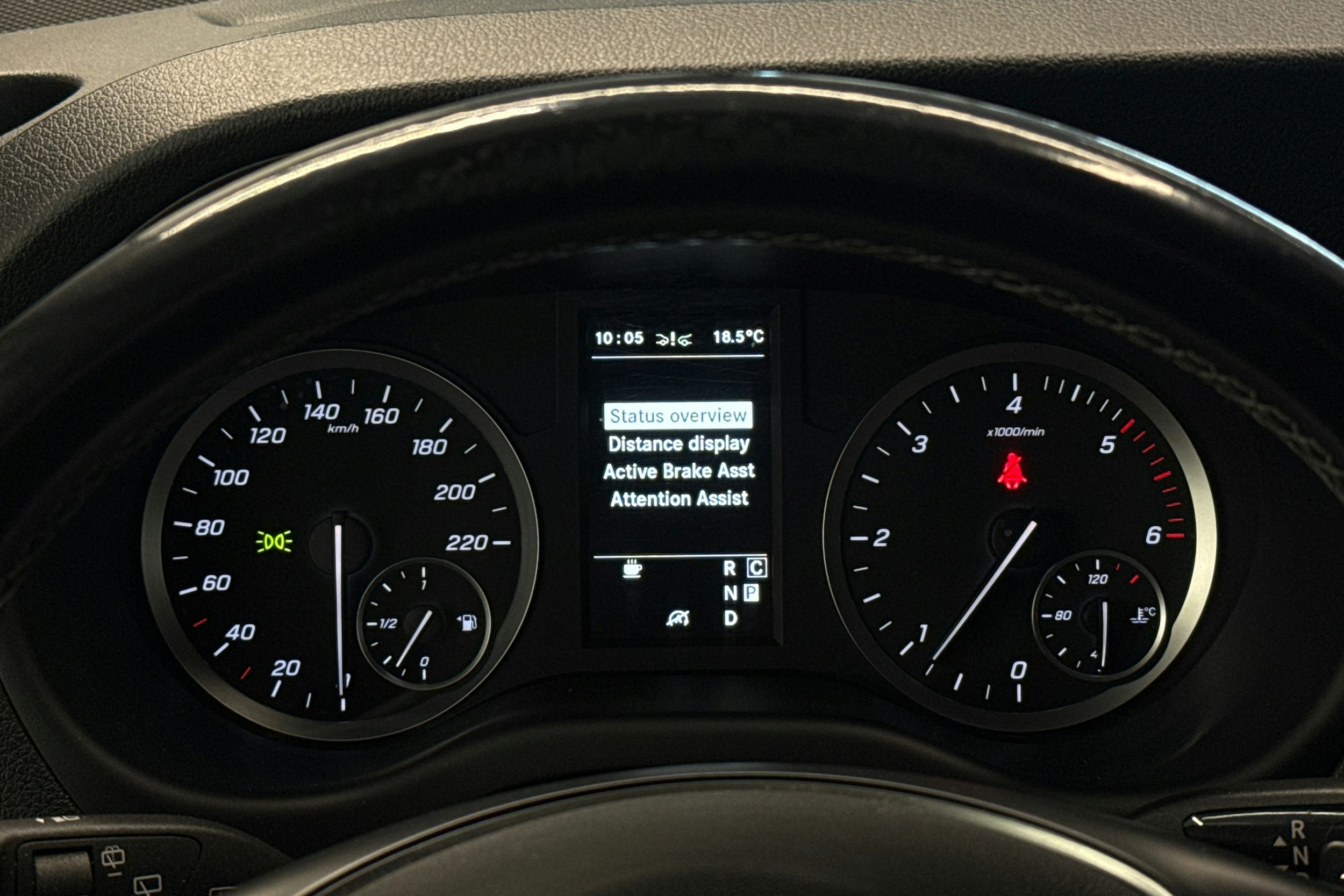 musta Mercedes-Benz Vito 2021 kuva 13.