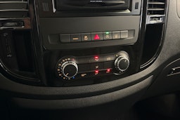 Musta Mercedes-Benz VITO 2021 kuva 20.