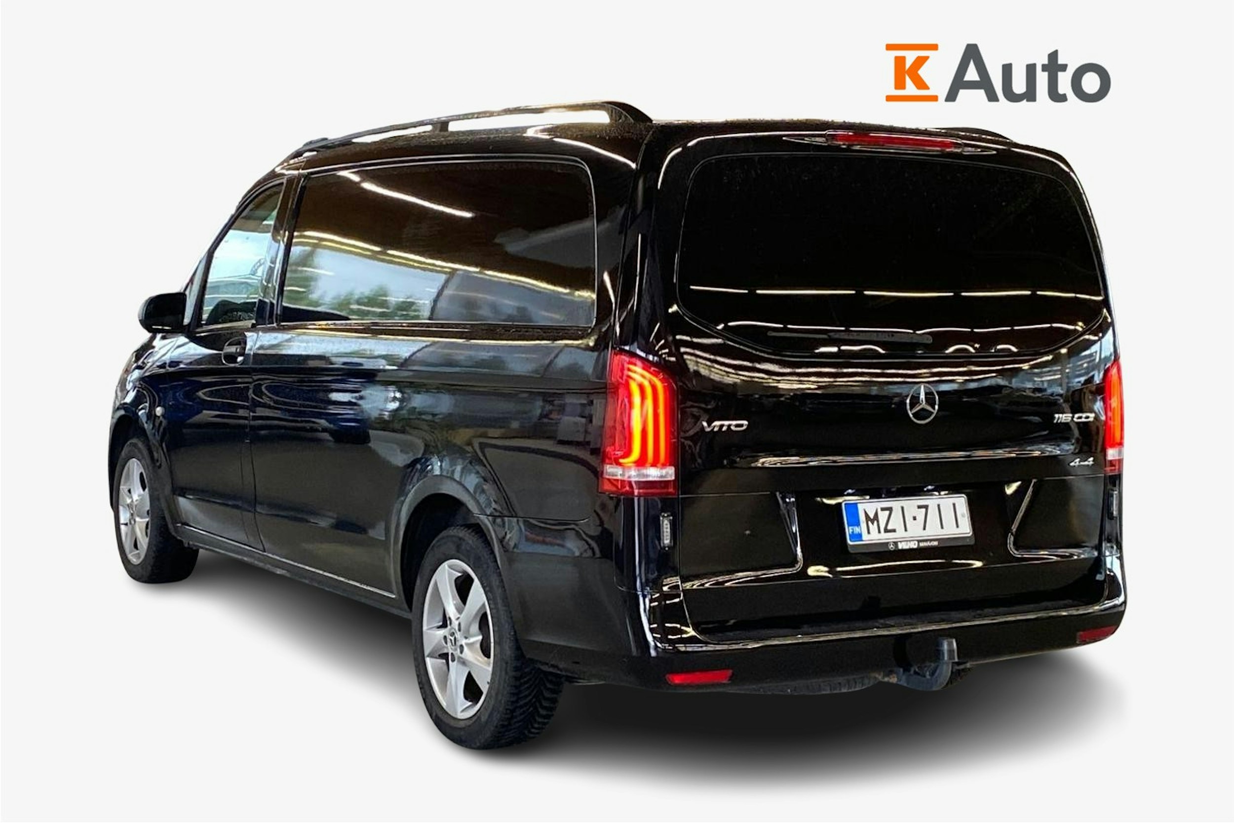 musta Mercedes-Benz Vito 2021 kuva 2.