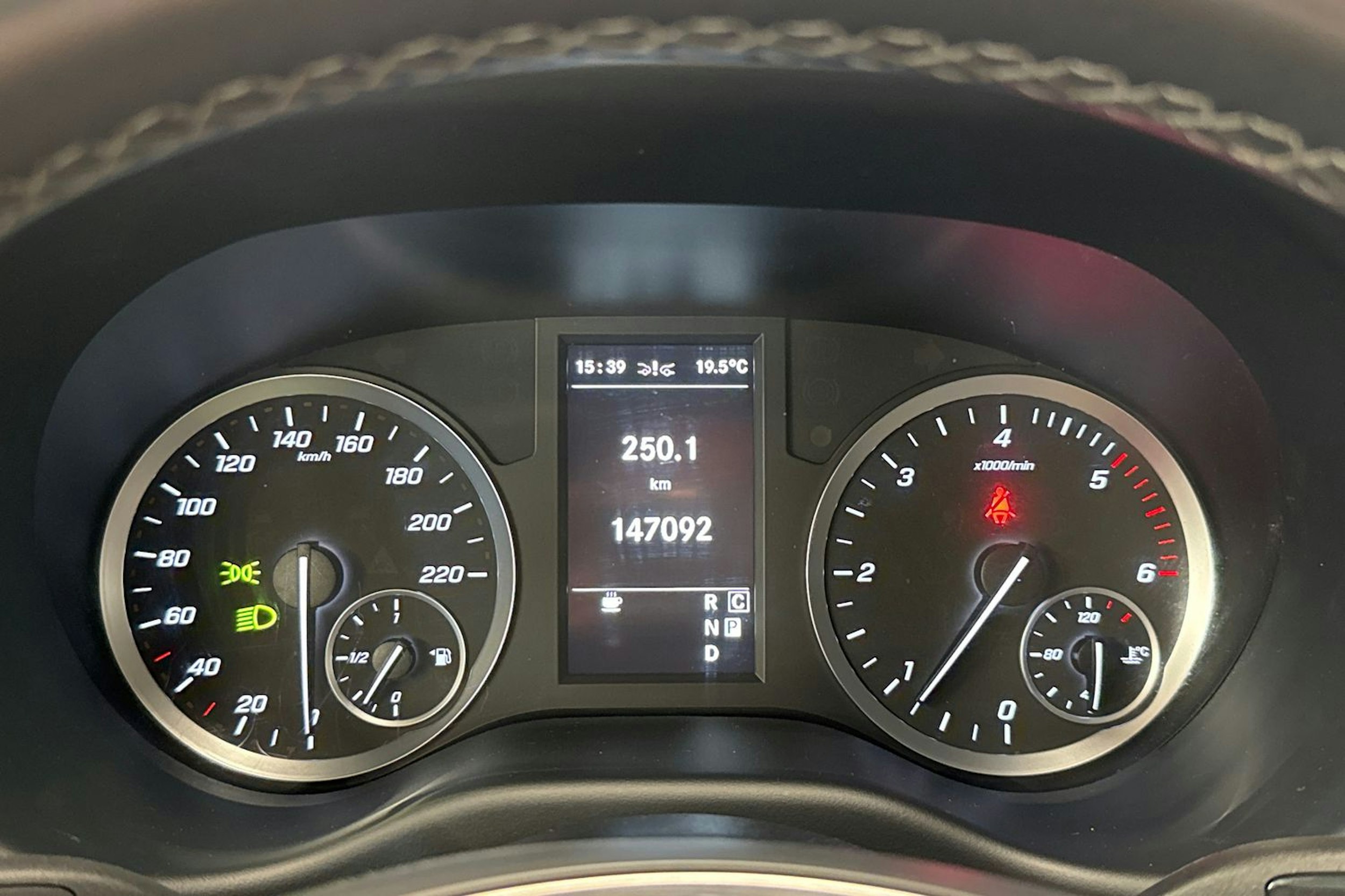 musta Mercedes-Benz Vito 2021 kuva 16.
