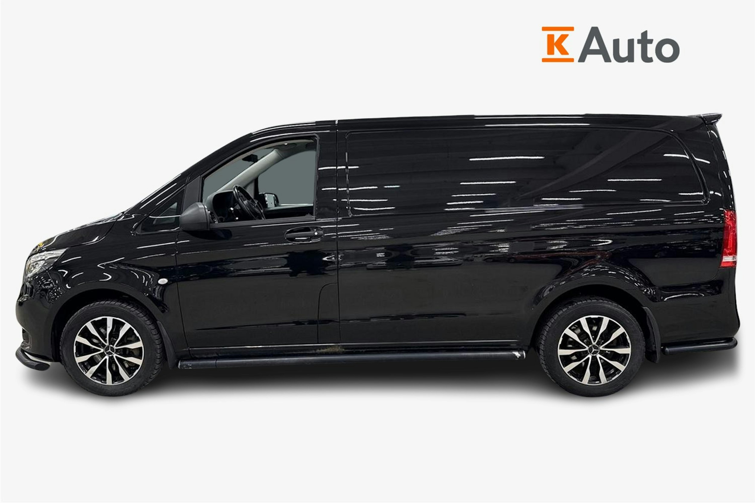 musta Mercedes-Benz Vito 2021 kuva 6.