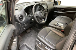 musta Mercedes-Benz Vito 2021 kuva 3.