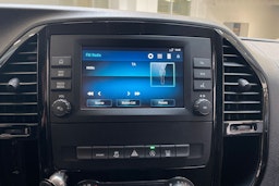 musta Mercedes-Benz Vito 2021 kuva 18.