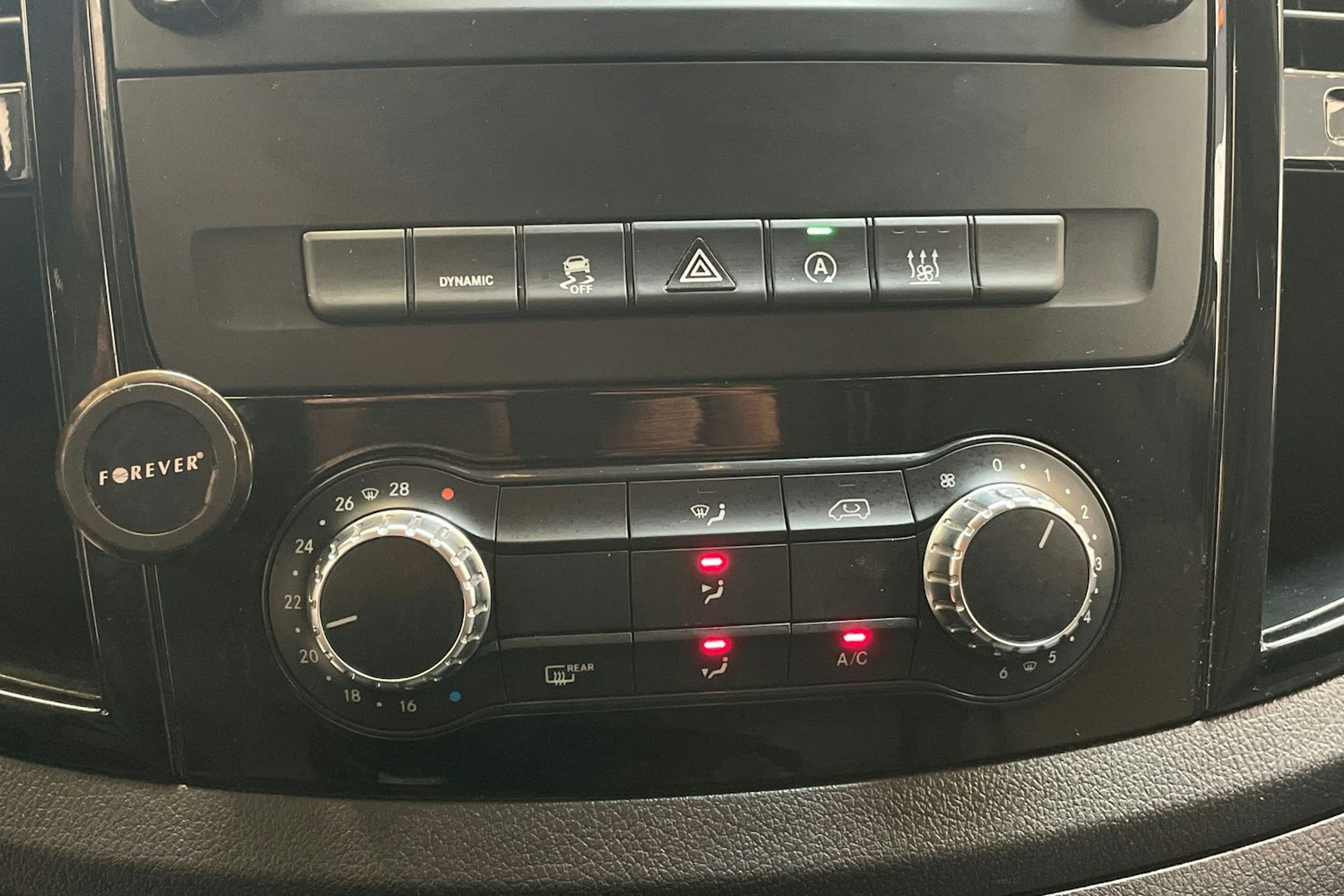 musta Mercedes-Benz Vito 2021 kuva 19.