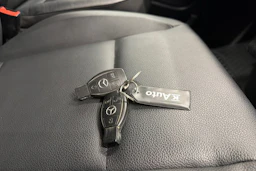 musta Mercedes-Benz Vito 2021 kuva 24.