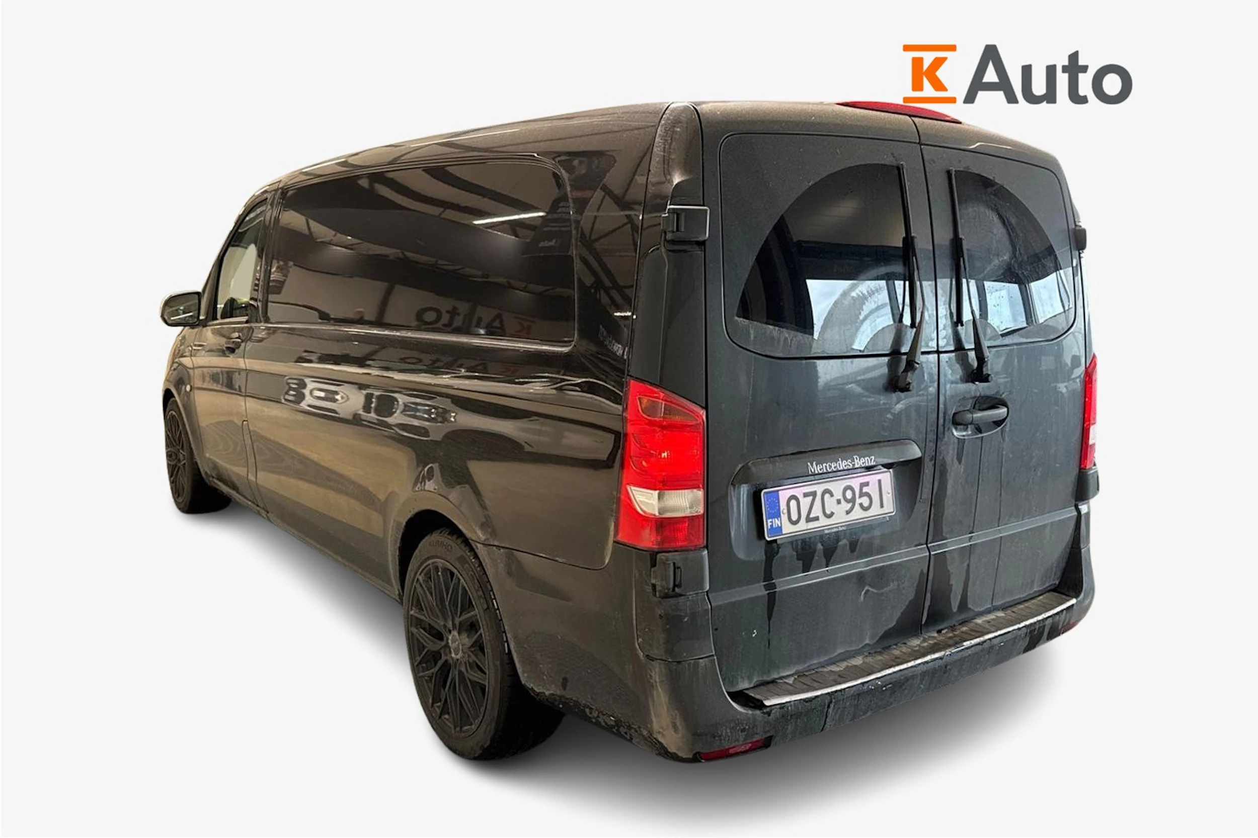 musta Mercedes-Benz Vito 2021 kuva 2.