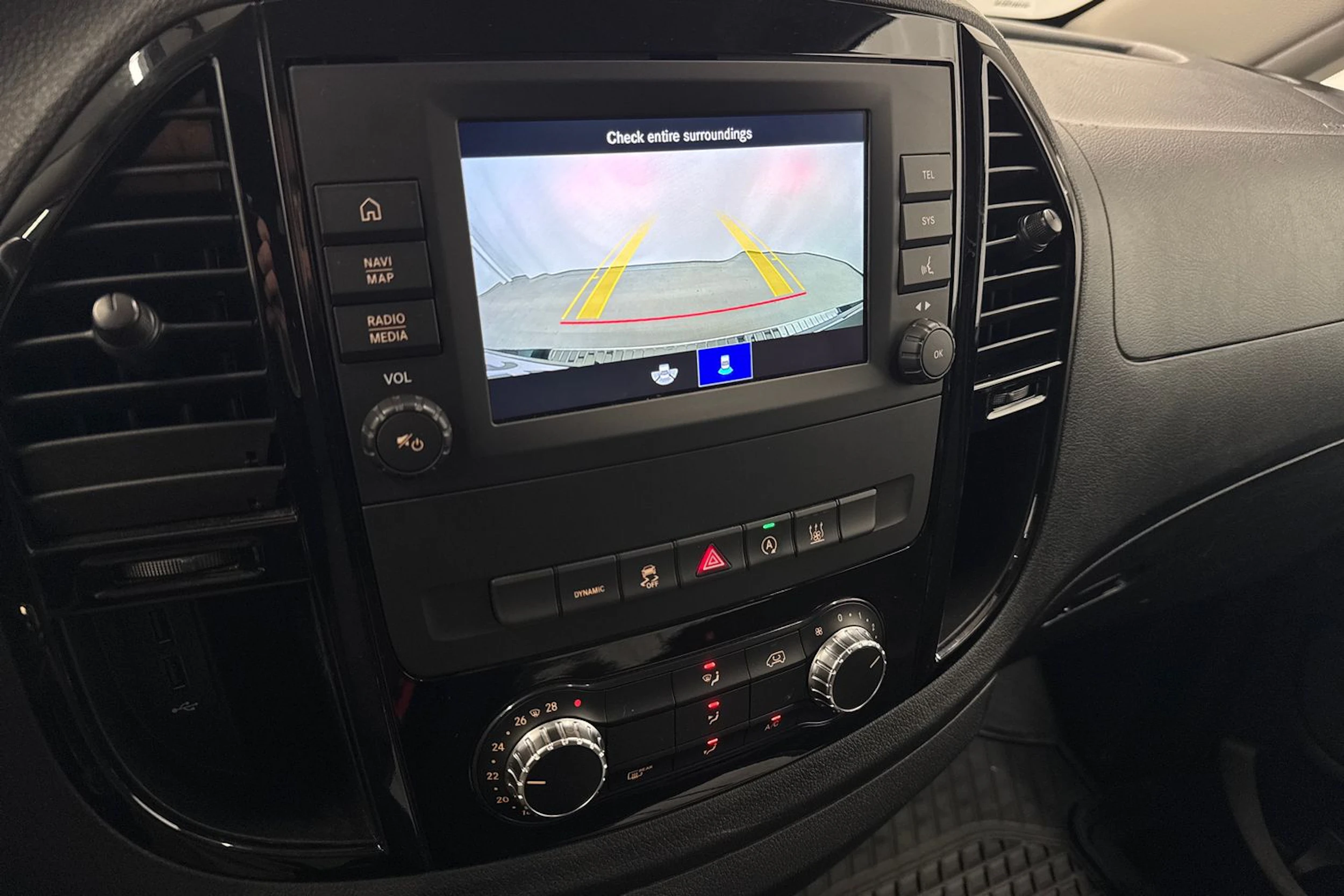 musta Mercedes-Benz Vito 2021 kuva 12.
