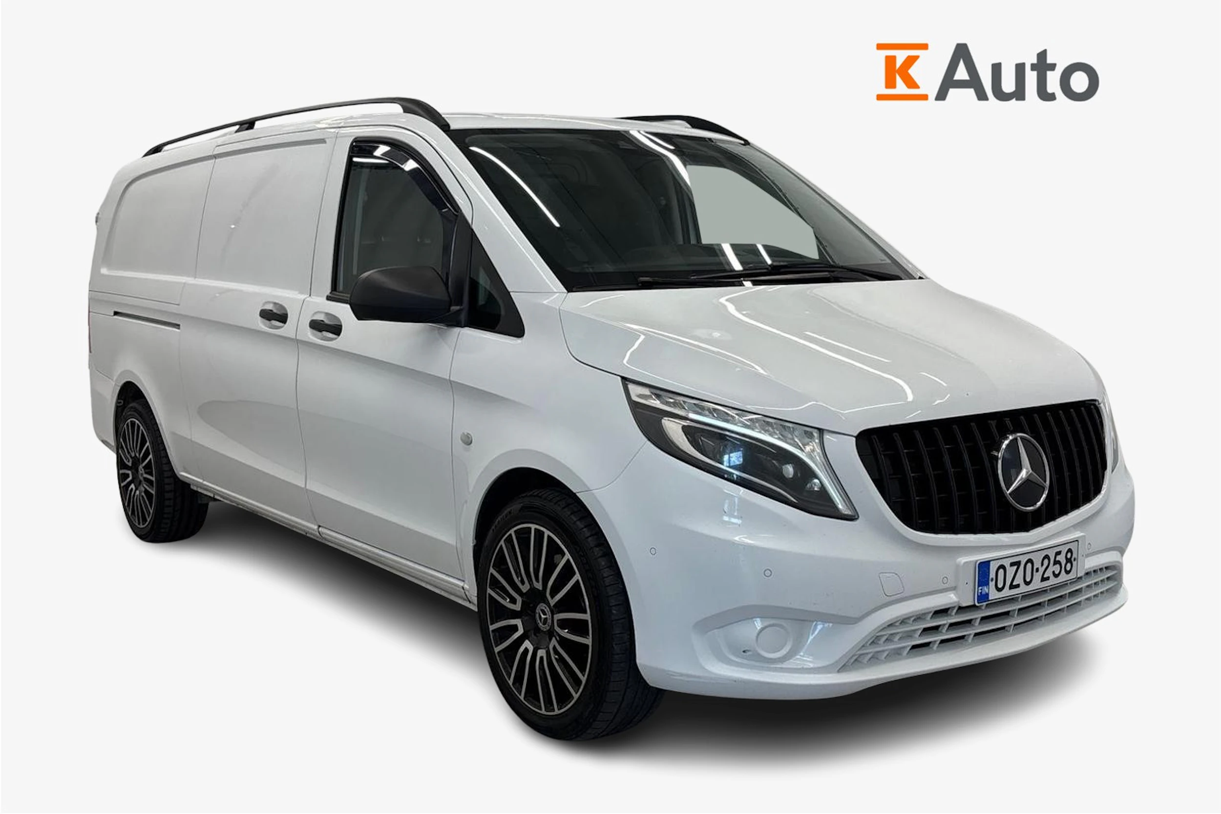 valkoinen Mercedes-Benz Vito 2021 kuva 1.