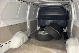 valkoinen Mercedes-Benz Vito 2021 kuva 22.