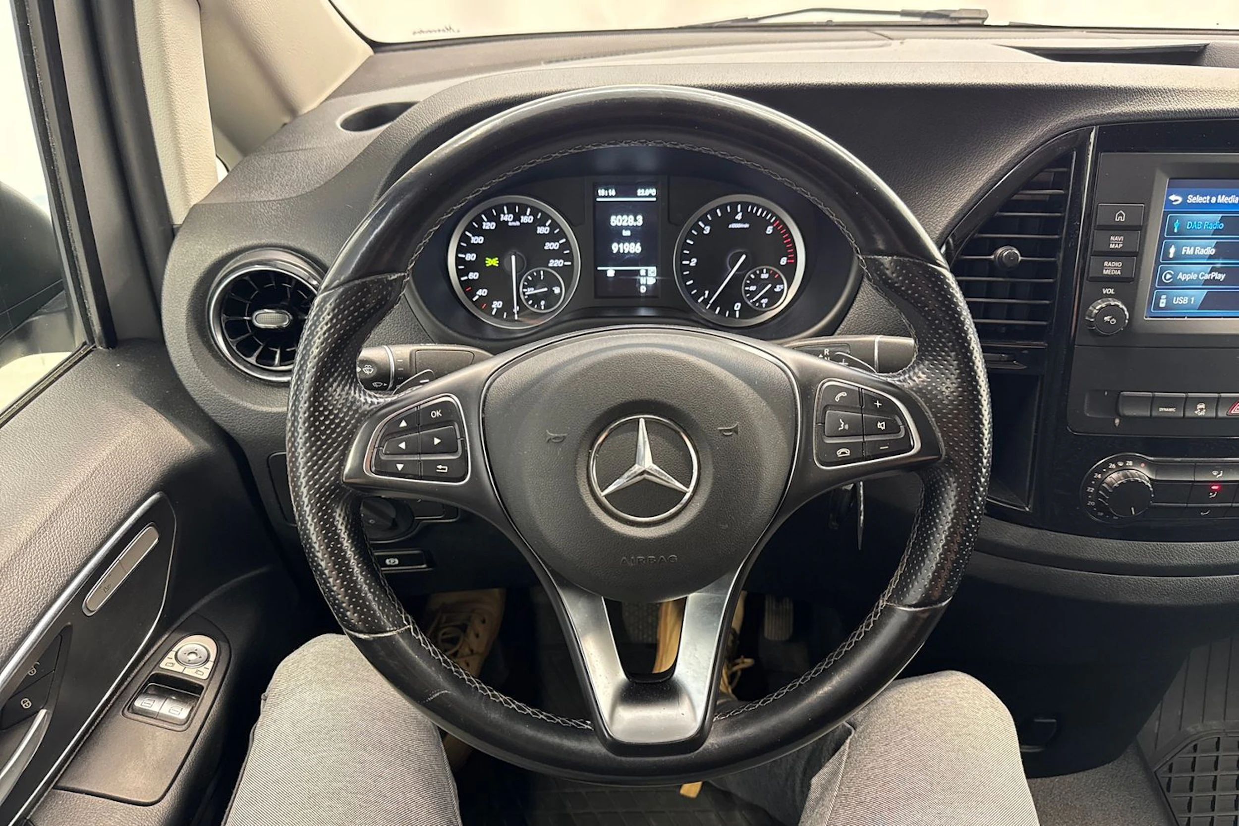 hopea Mercedes-Benz Vito 2021 kuva 14.