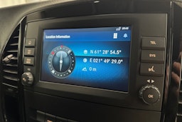 valkoinen Mercedes-Benz Vito 2021 kuva 19.