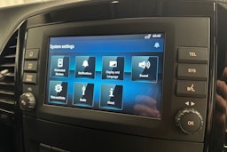 valkoinen Mercedes-Benz Vito 2021 kuva 20.