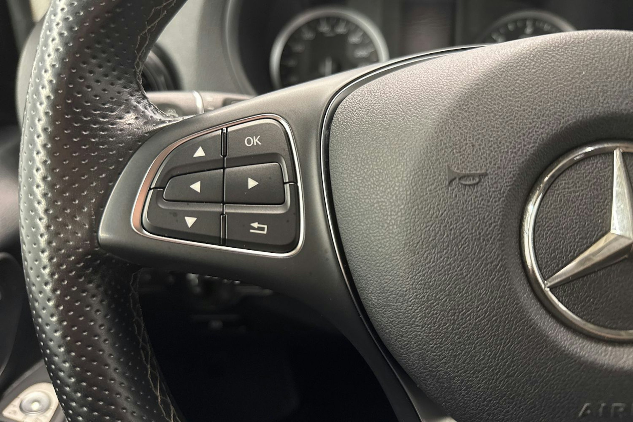 harmaa Mercedes-Benz Vito 2021 kuva 14.