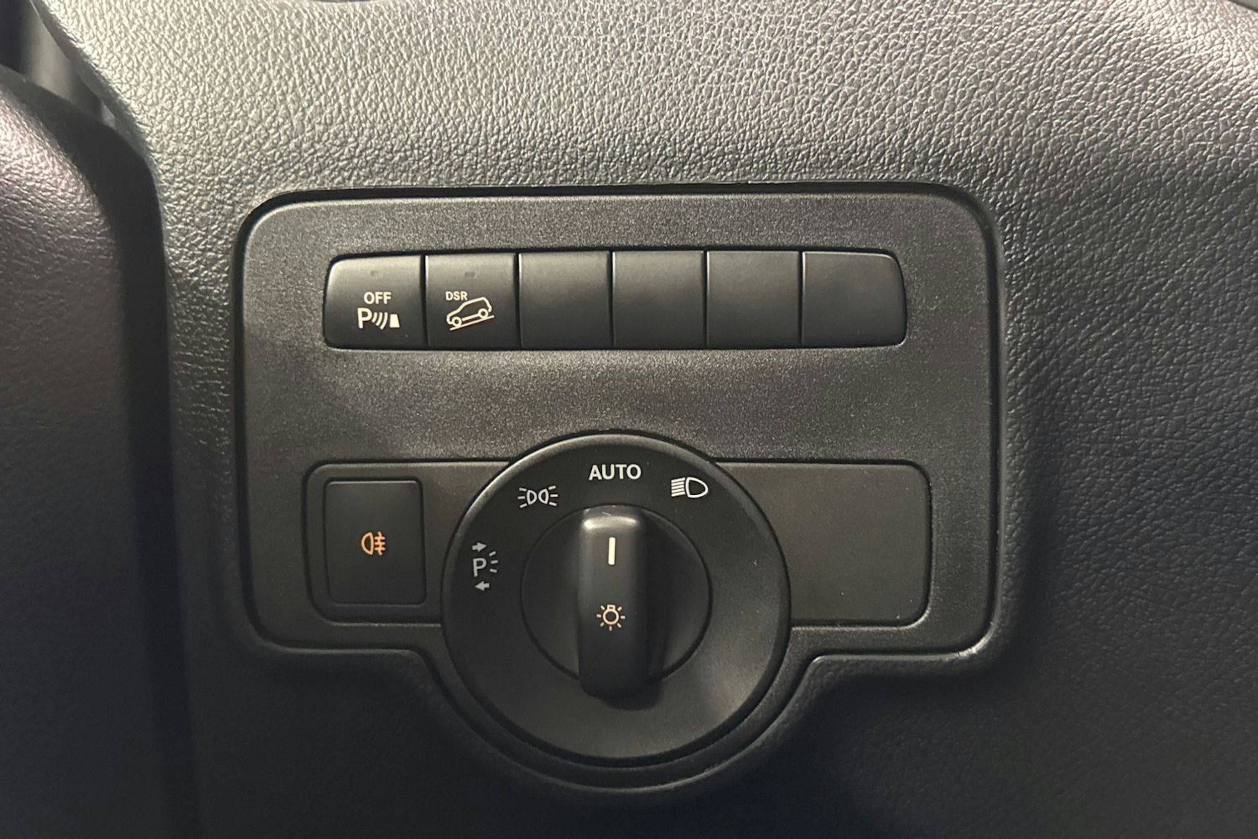 harmaa Mercedes-Benz Vito 2021 kuva 18.