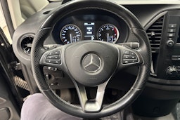 musta Mercedes-Benz Vito 2021 kuva 17.