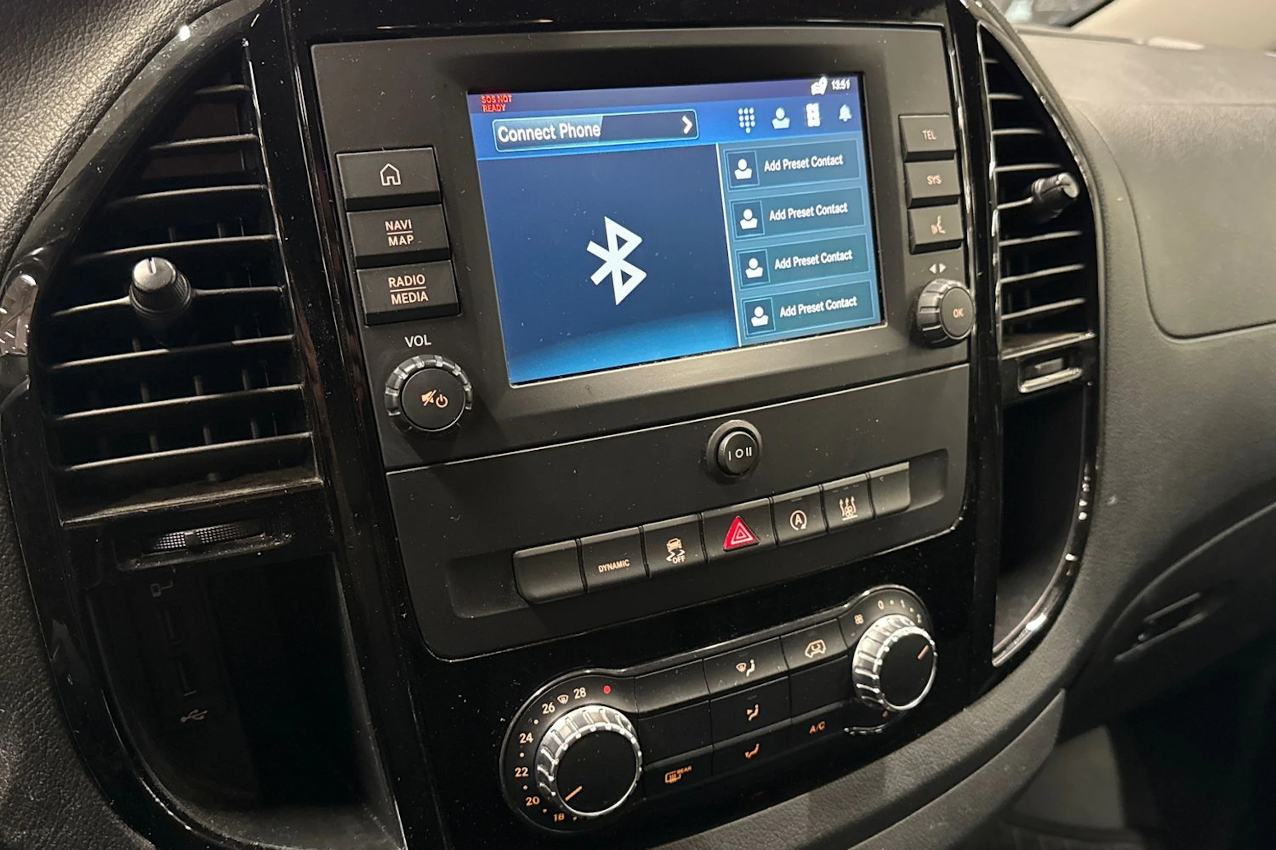 harmaa Mercedes-Benz Vito 2021 kuva 6.