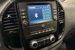 harmaa Mercedes-Benz Vito 2021 kuva 6.