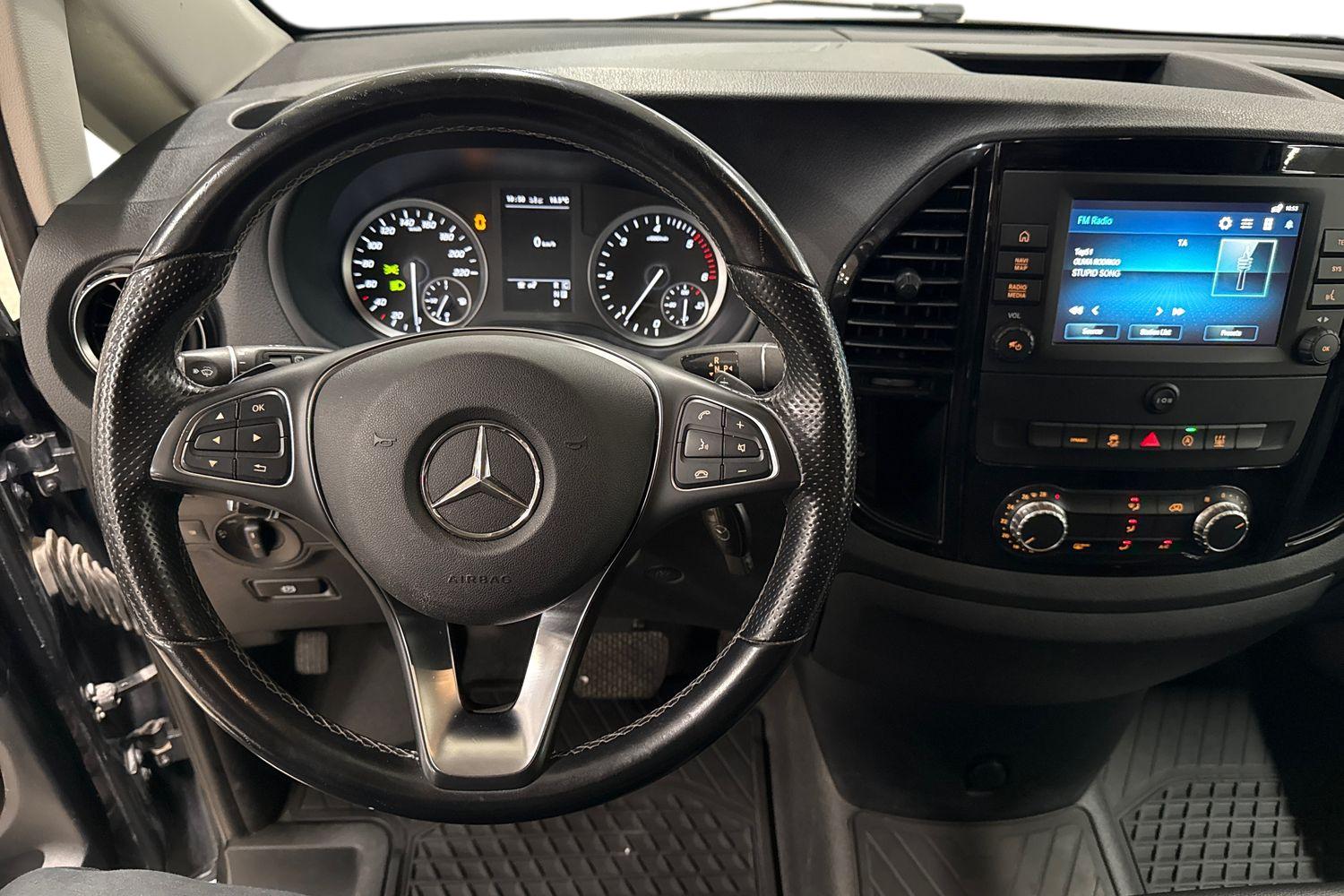 Mercedes-Benz Vito 2021, bild 7/25