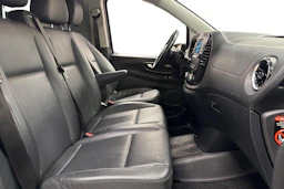 harmaa Mercedes-Benz Vito 2021 kuva 8.