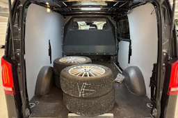 harmaa Mercedes-Benz Vito 2021 kuva 11.