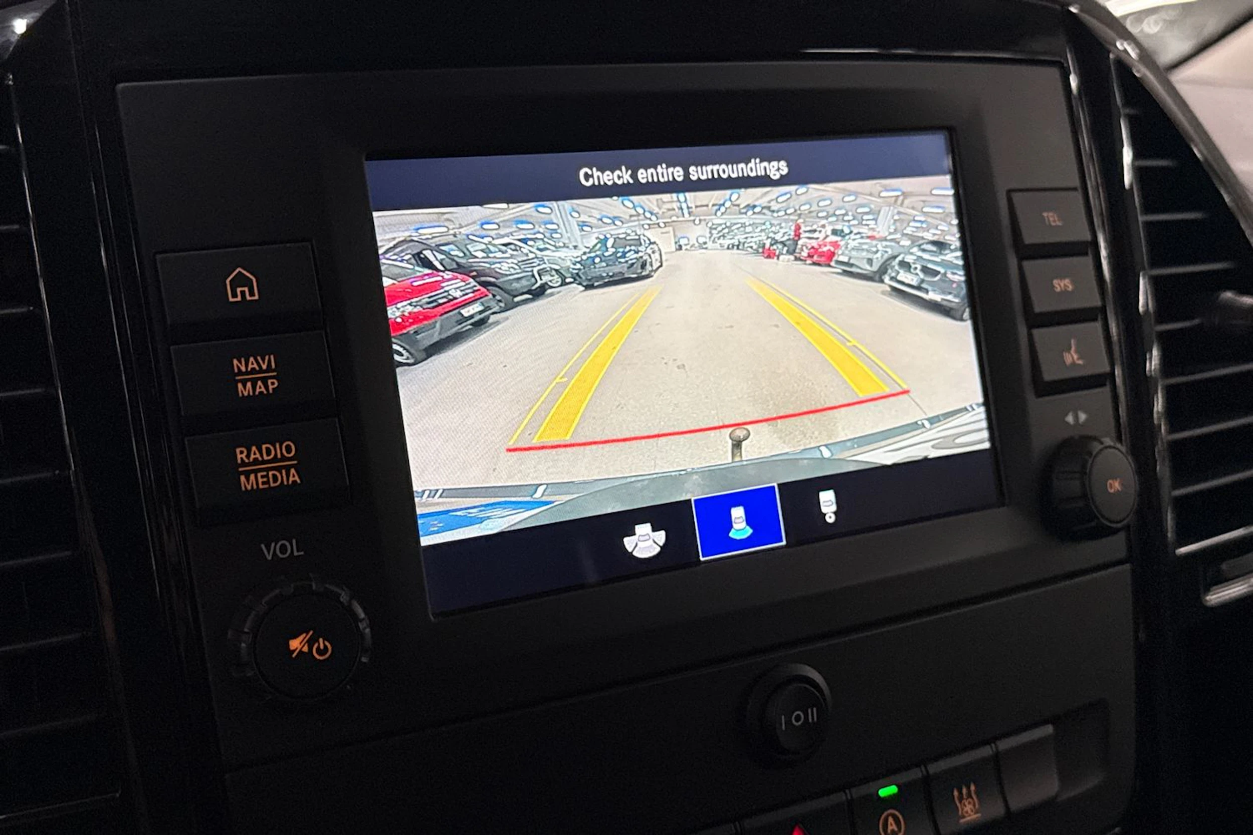 harmaa Mercedes-Benz Vito 2021 kuva 19.